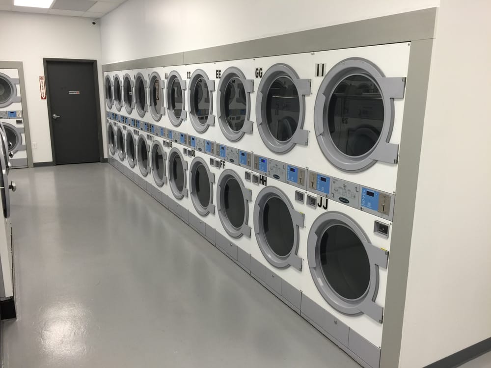 Glenville Coin Laundromat | Cleveland Laundry Service